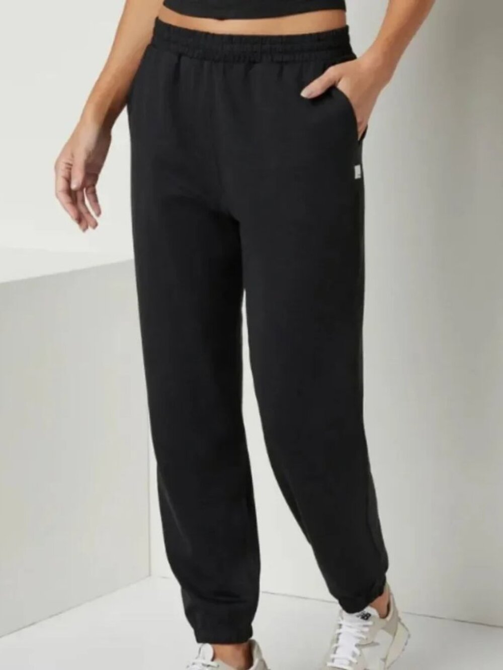 Vuori Womens Boyfriend Jogger Sweatpant Size L